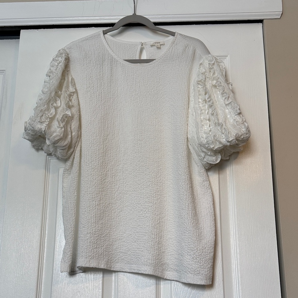ODDY White Textured Blouse with Puff Sleeves